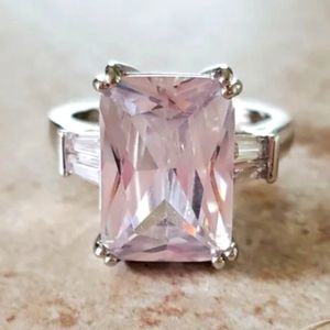 .925 stamped zircon ring 7, 8